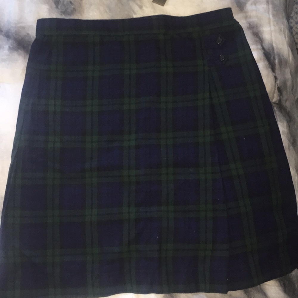Skirt (perfect for job uniform or school uniforms)